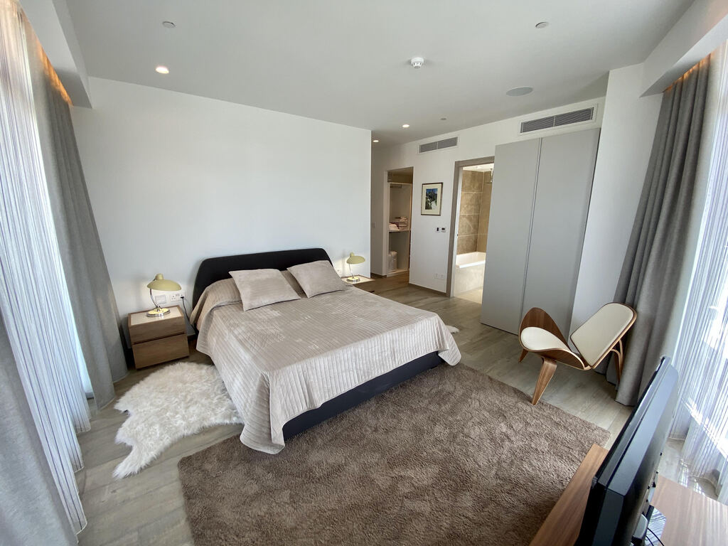 Gzira, Luxury Furnished Apartment's Image 8