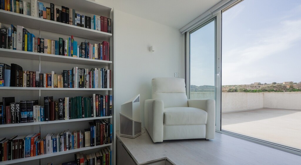 Buskett, Furnished Detached Bungalow's Image 11