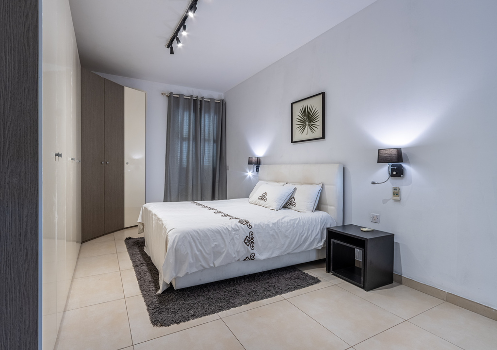 Sliema, Furnished Duplex Apartment's Image 6