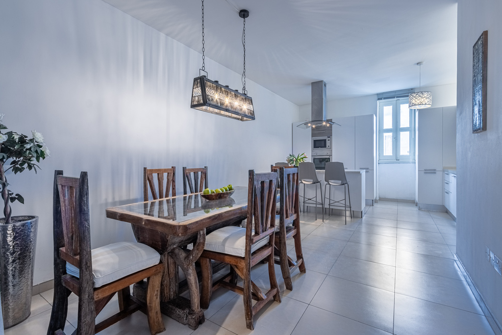 sliema-apartment-for-rent-4-bedrooms-christies-malta