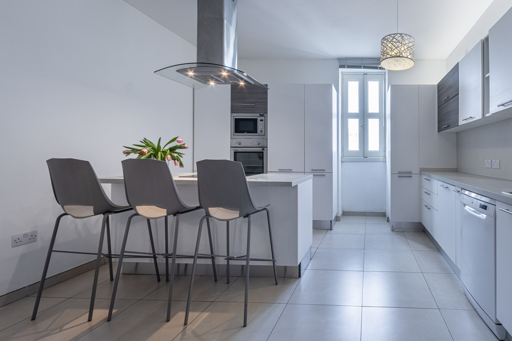 sliema-apartment-for-rent-furnished-christies-malta