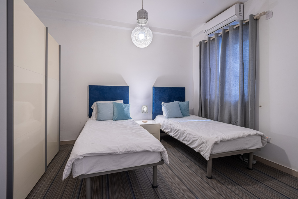 Sliema, Furnished Duplex Apartment's Image 10