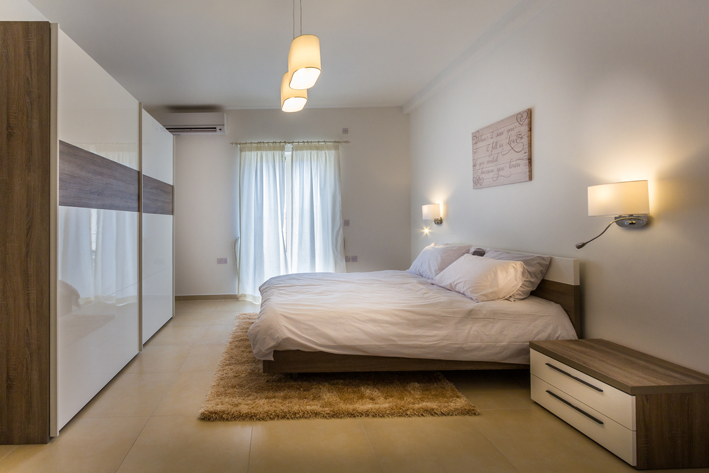 Sliema, Furnished Duplex Apartment's Image 5