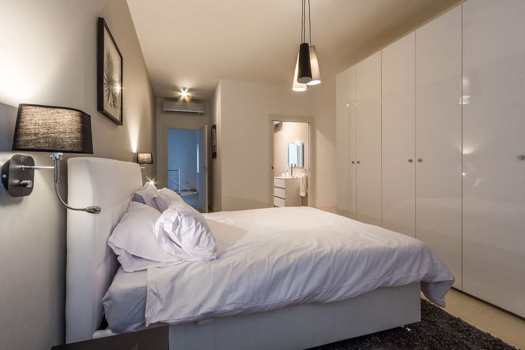 Sliema, Furnished Duplex Apartment's Image 6