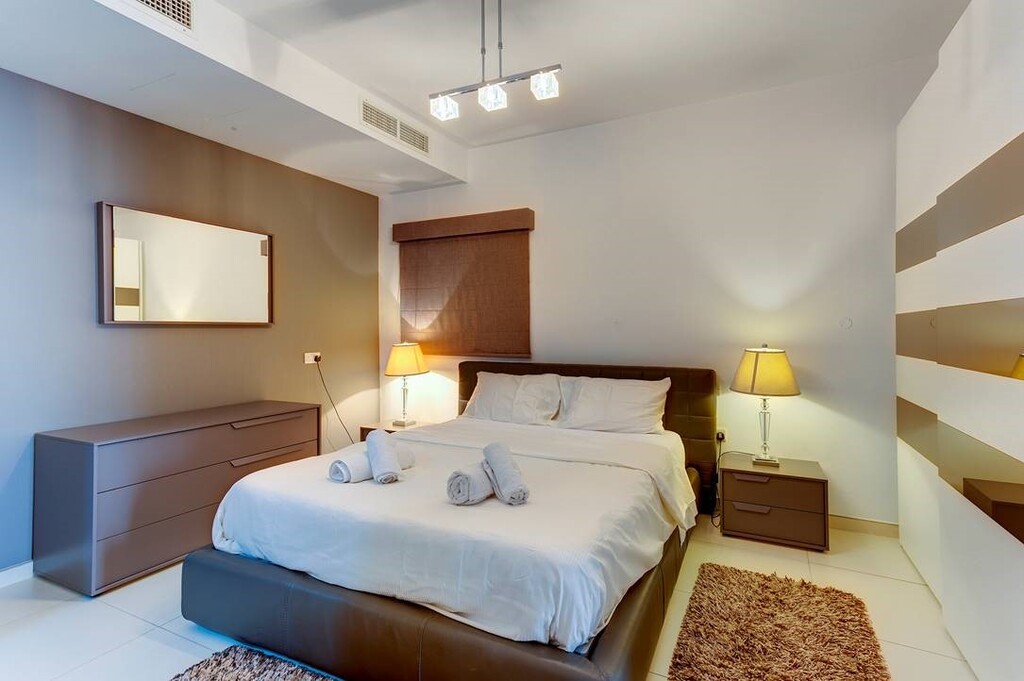 Sliema, Furnished Apartment's Image 10