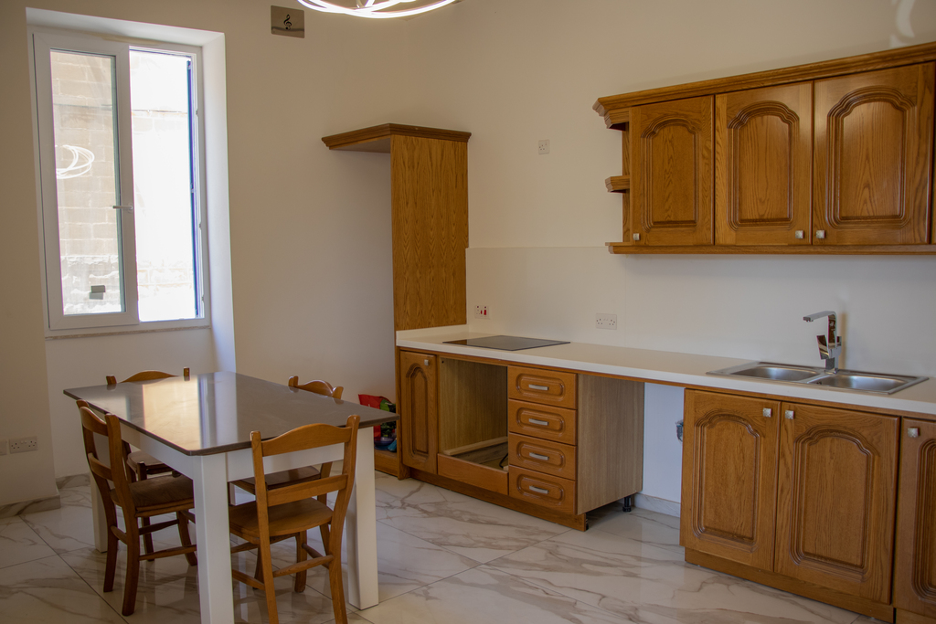 Floriana, Finished Office's Image 16
