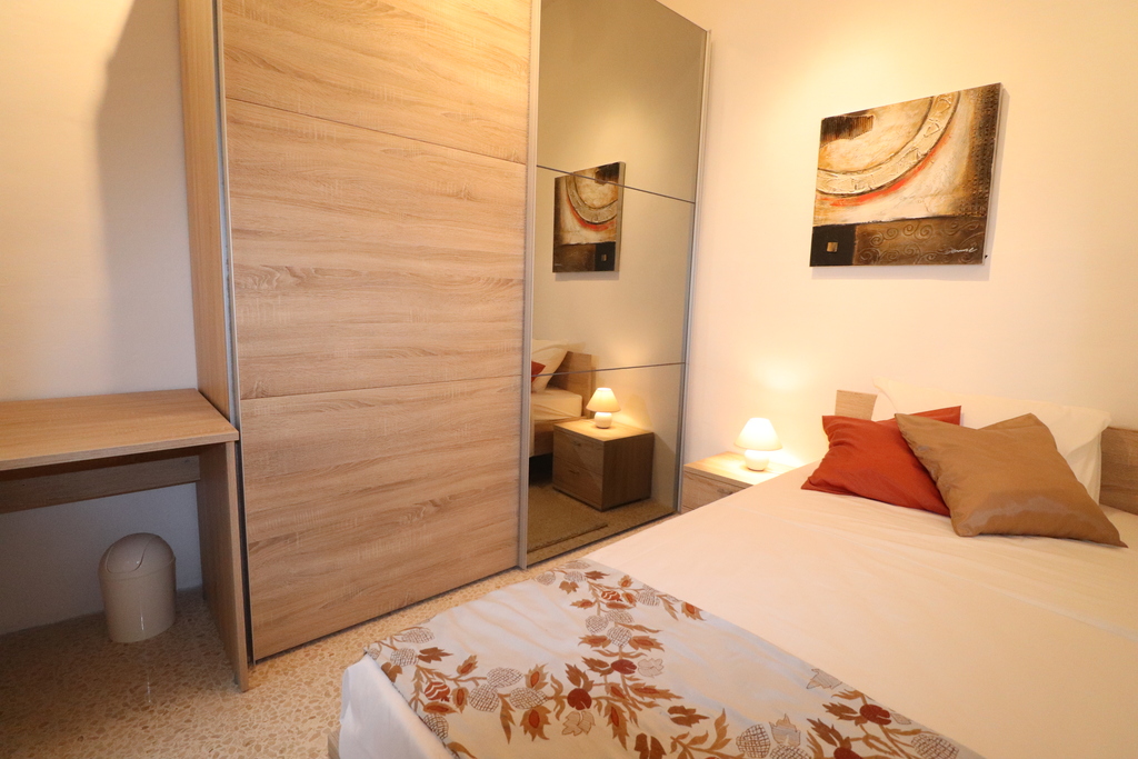 Sliema, Ordinary Finish Apartment's Image 4