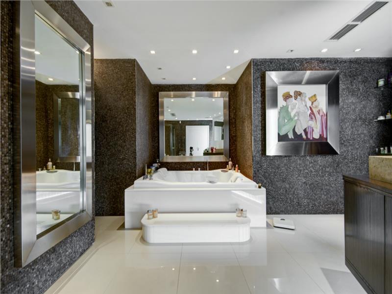 Santa Maria Estate, Furnished Villa's Image 11