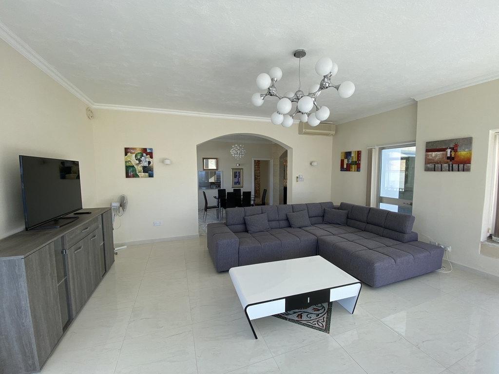 Santa Maria Estate, Furnished Detached Villa's Image 4