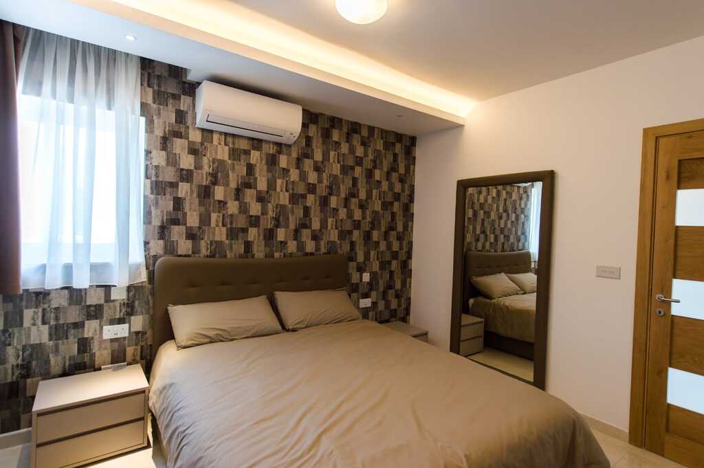Ta' Xbiex, Luxury Furnished Apartment's Image 11