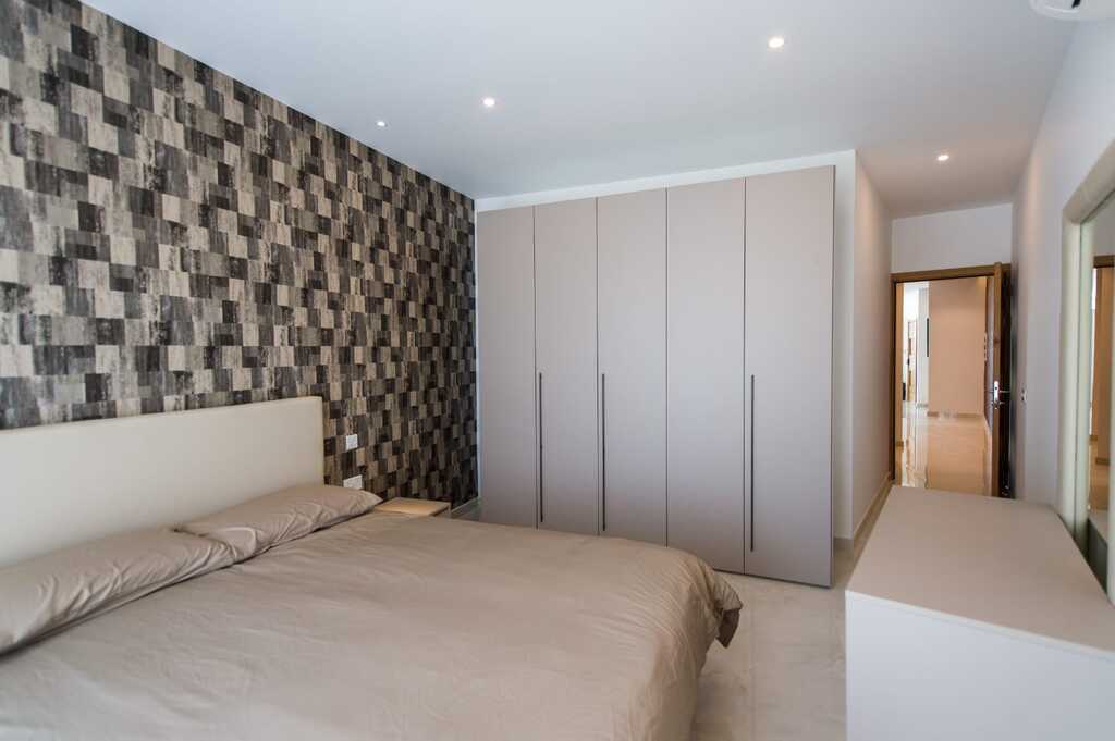 Ta' Xbiex, Luxury Furnished Apartment's Image 12