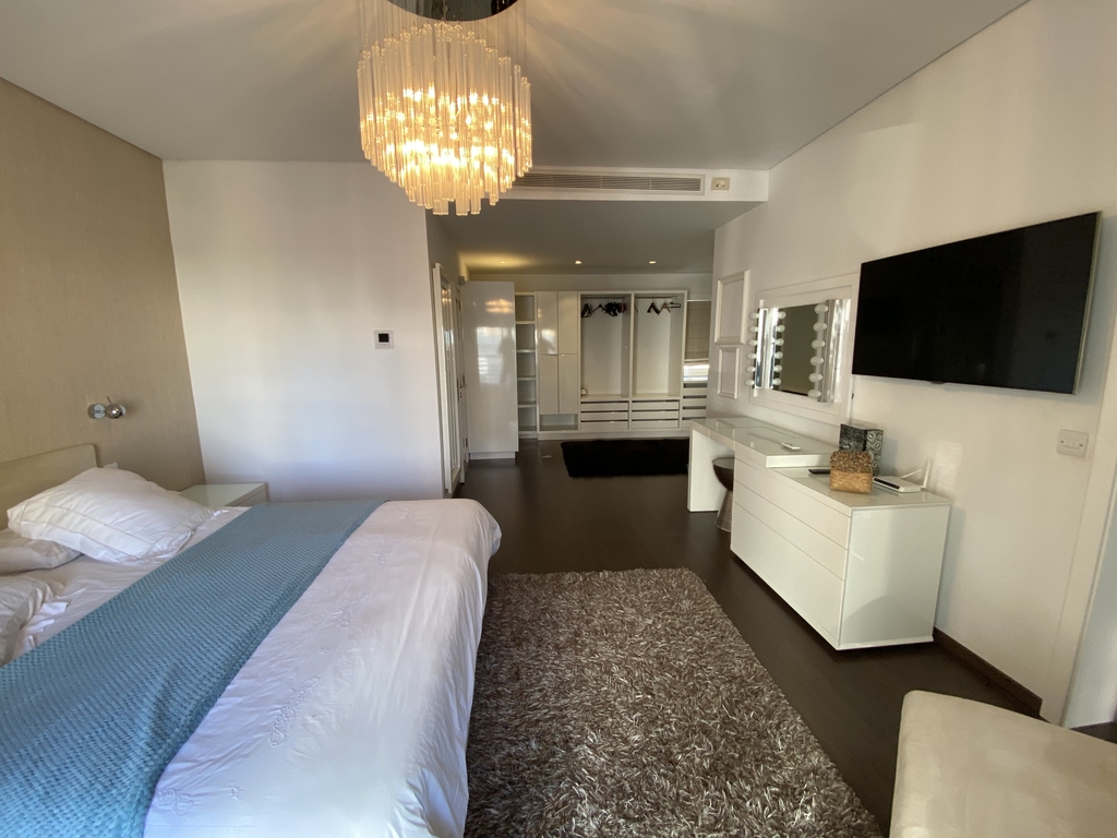 St Julians, Furnished Penthouse's Image 3