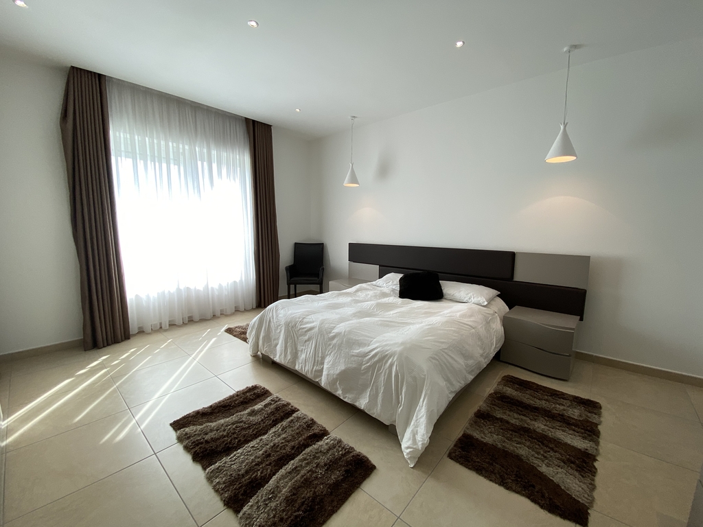 Fort Cambridge, Furnished Apartment's Image 5