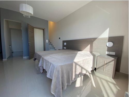 Ta' Xbiex, Furnished Penthouse's Image 4