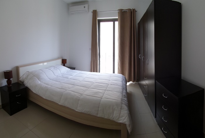 P_003489_Bedroom_C.jpg