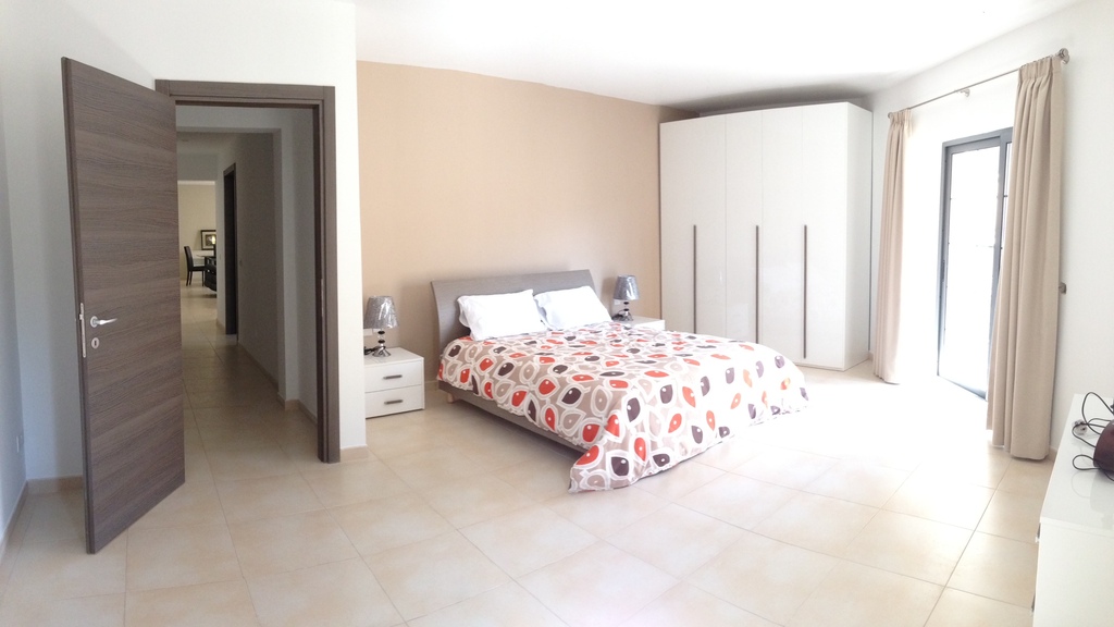 P_003491_typical_bedroom_Block_M
