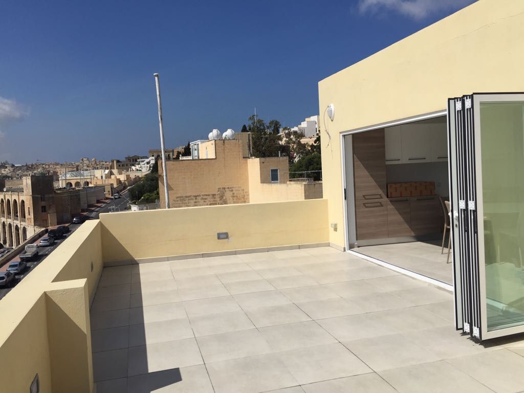 Kalkara, Furnished Penthouse's Image 6