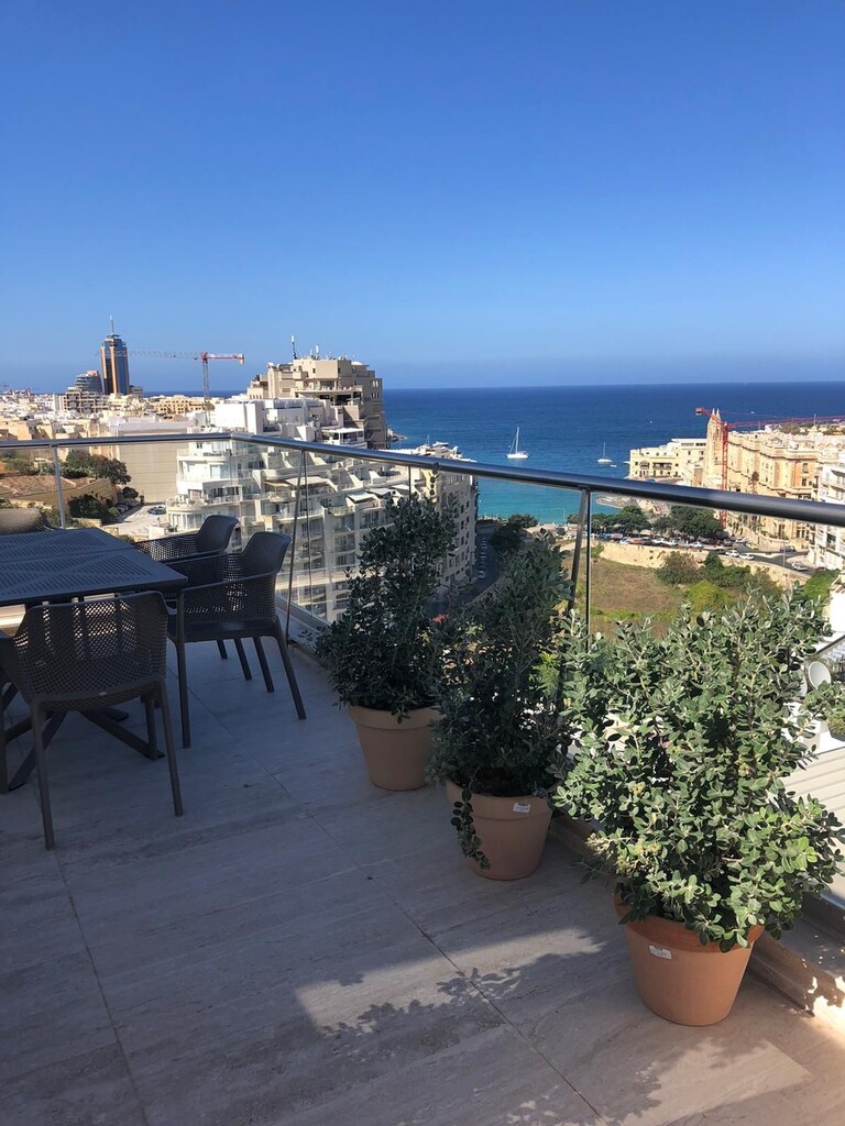 P_003509_St.Julians-penthouse-to