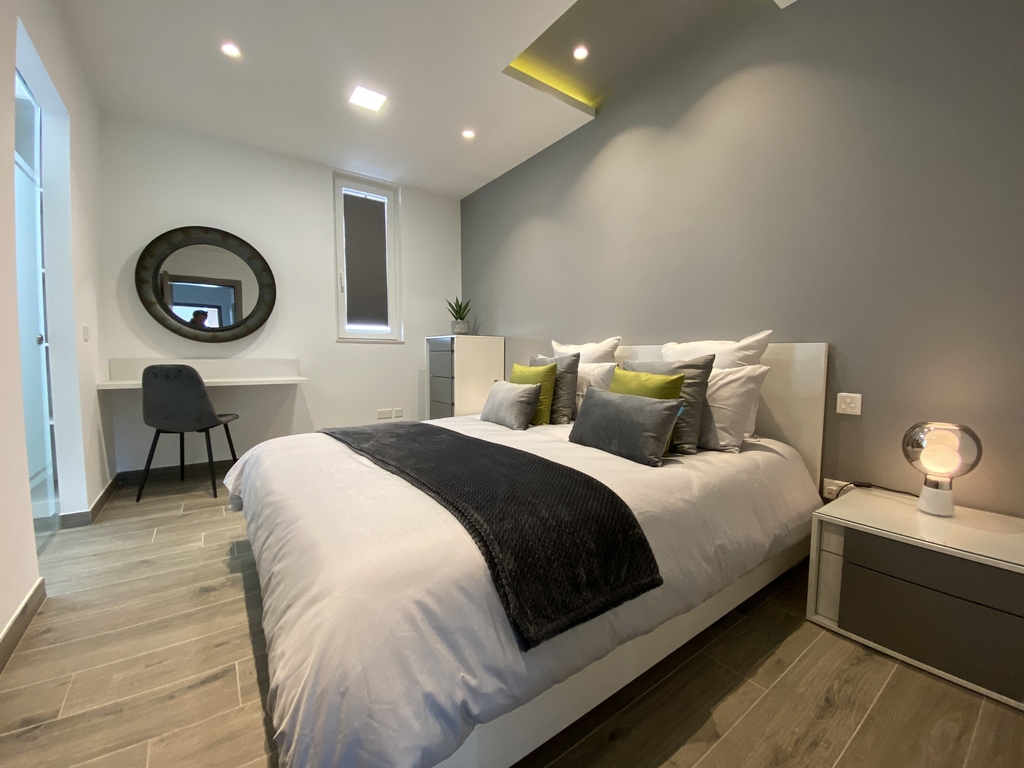 Swieqi Furnished Semi-detached Villa's Image 12