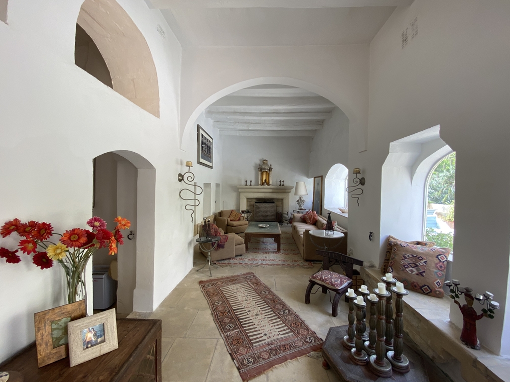 Attard, Furnished House of Character's Image 7