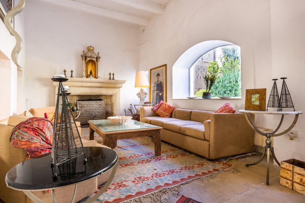 Attard, Furnished House of Character's Image 11