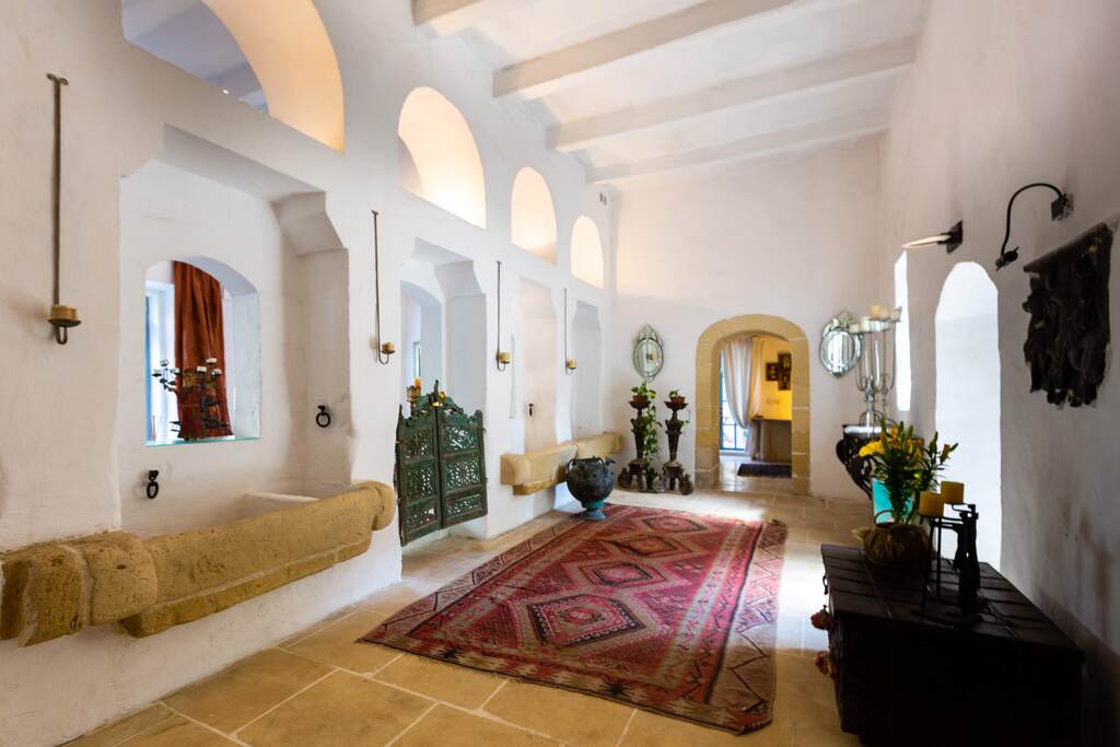 Attard, Furnished House of Character's Image 13