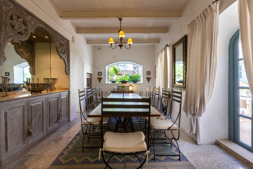 Attard, Furnished House of Character's Image 14