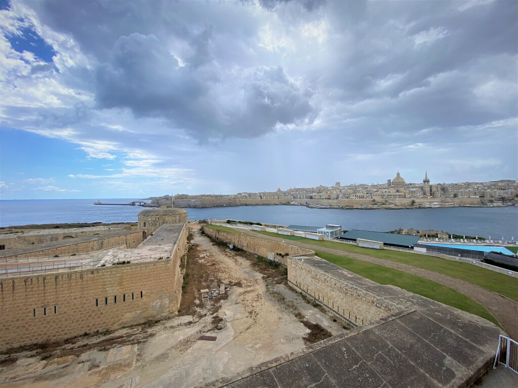 Tigne Point, Furnished Apartment's Image 13