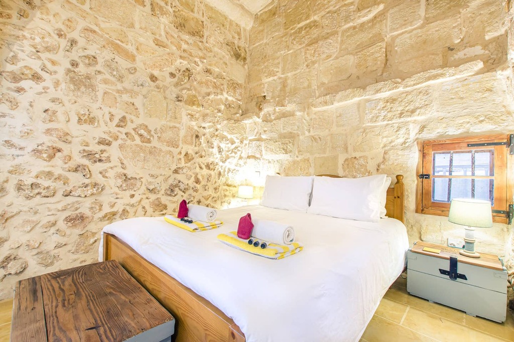 Xaghra (Gozo), Furnished House of Character's Image 14
