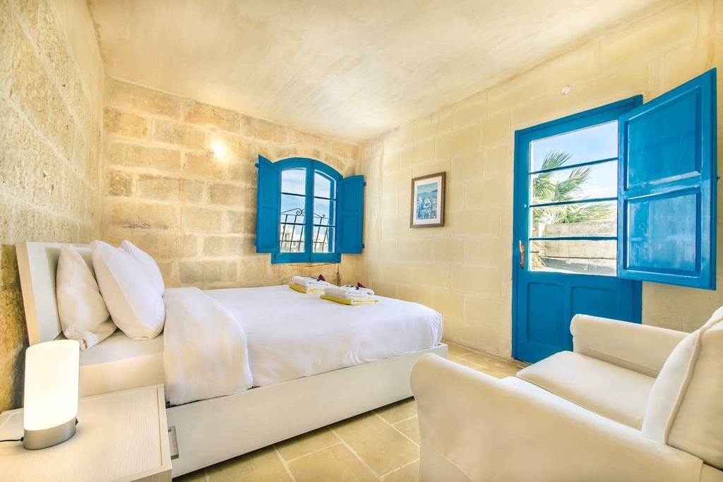 Xaghra (Gozo), Furnished House of Character's Image 15