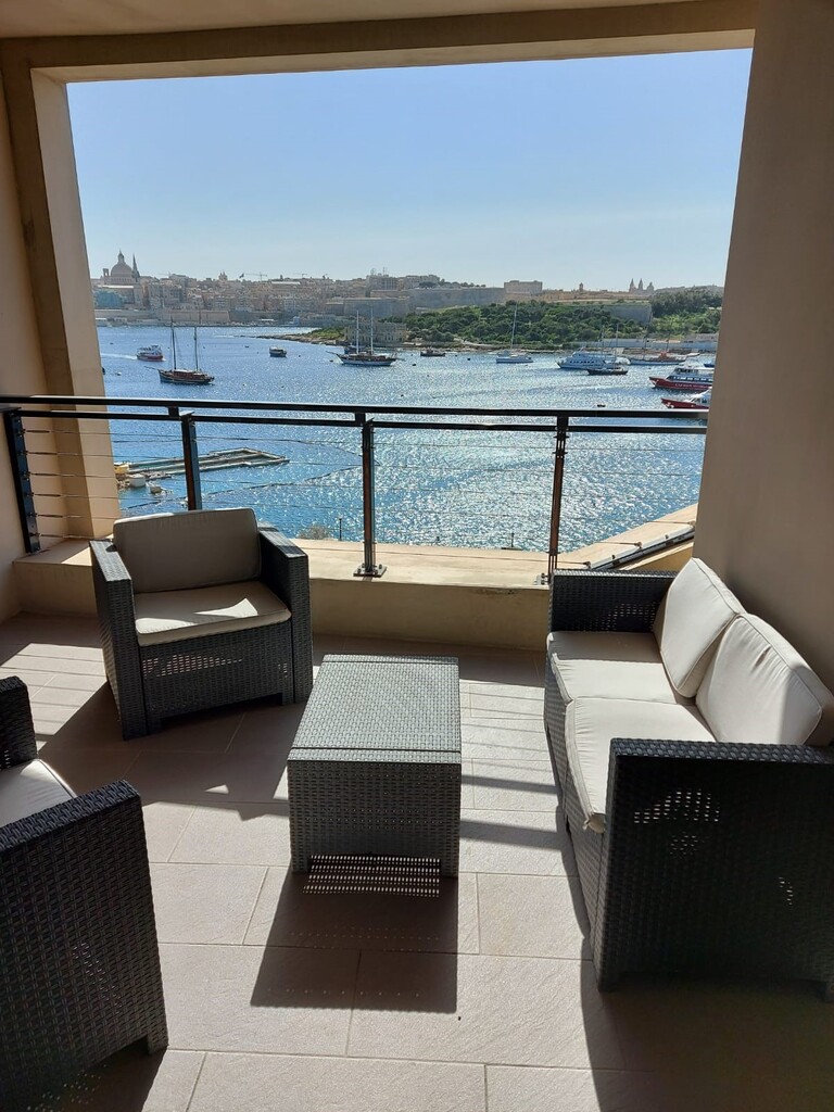 P_003729_Sliema-apartment-to-let