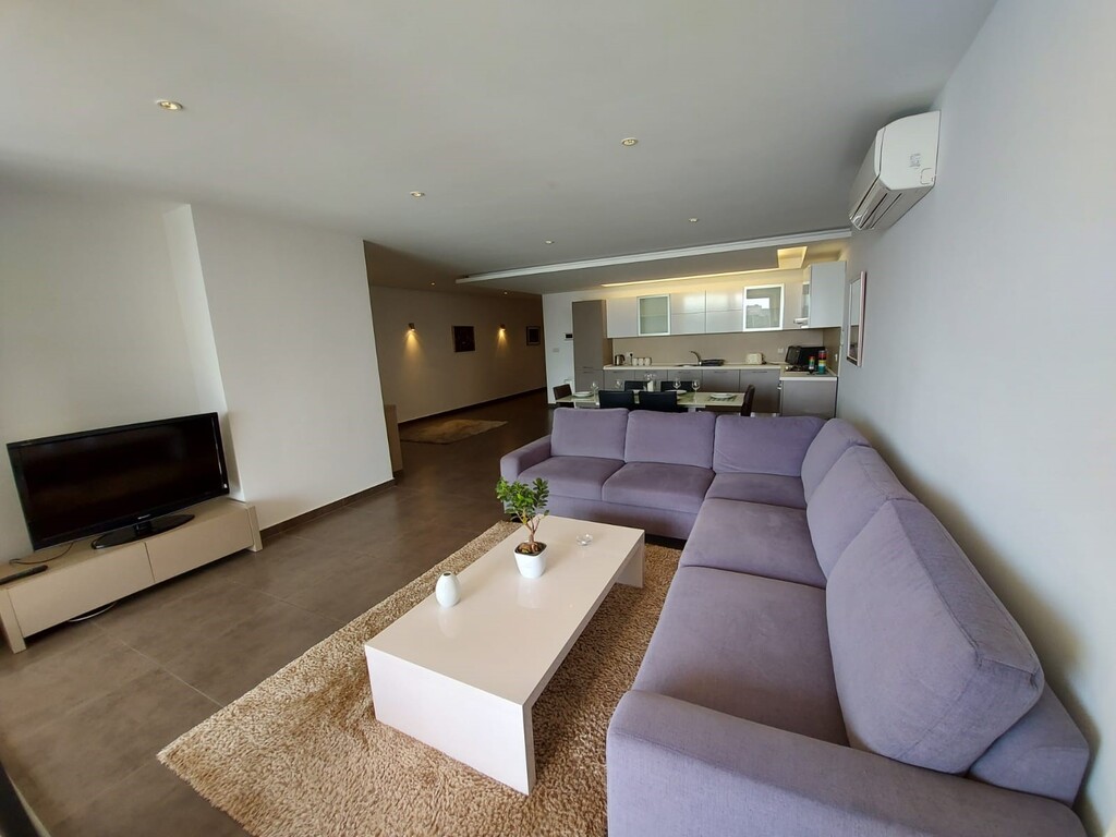 Sliema, Furnished Apartment's Image 3