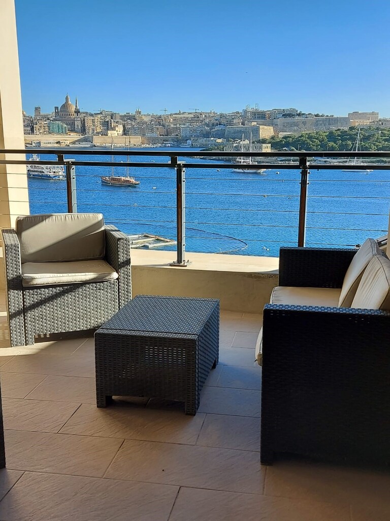 P_003729_Sliema-apartment-to-let