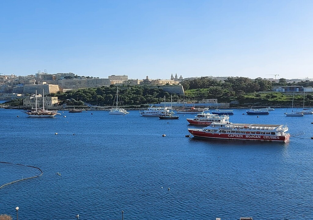 P_003729_Sliema-apartment-to-let