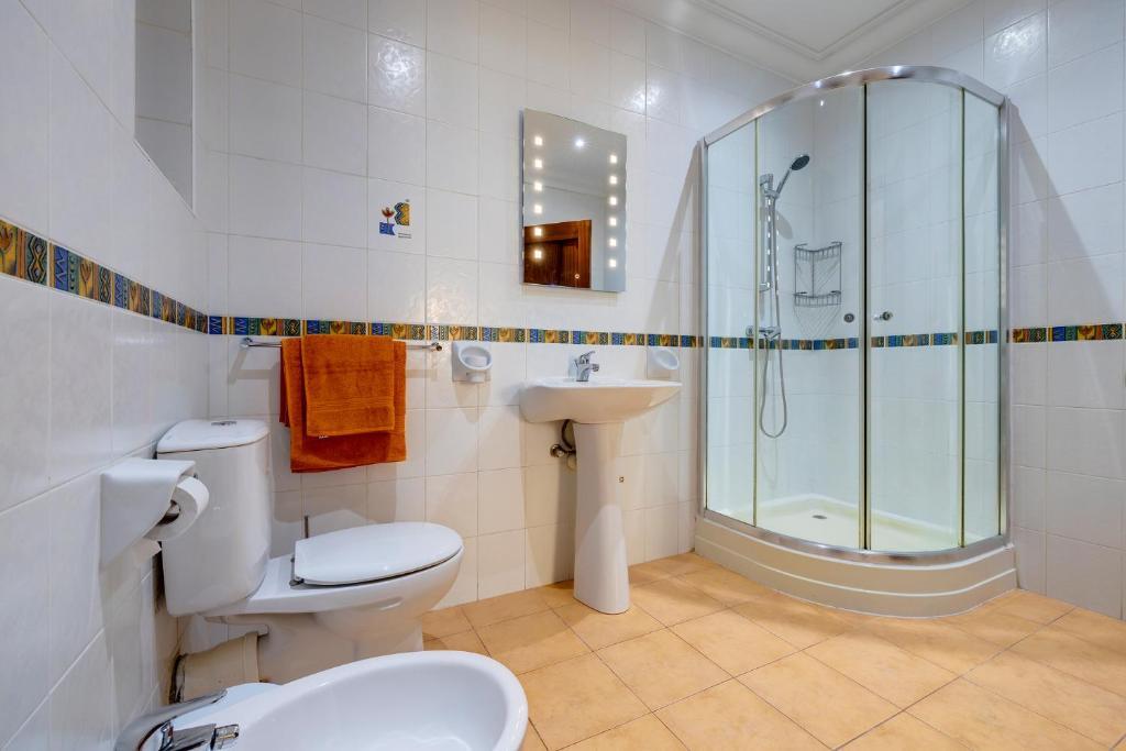 Sliema, Furnished Apartment's Image 8