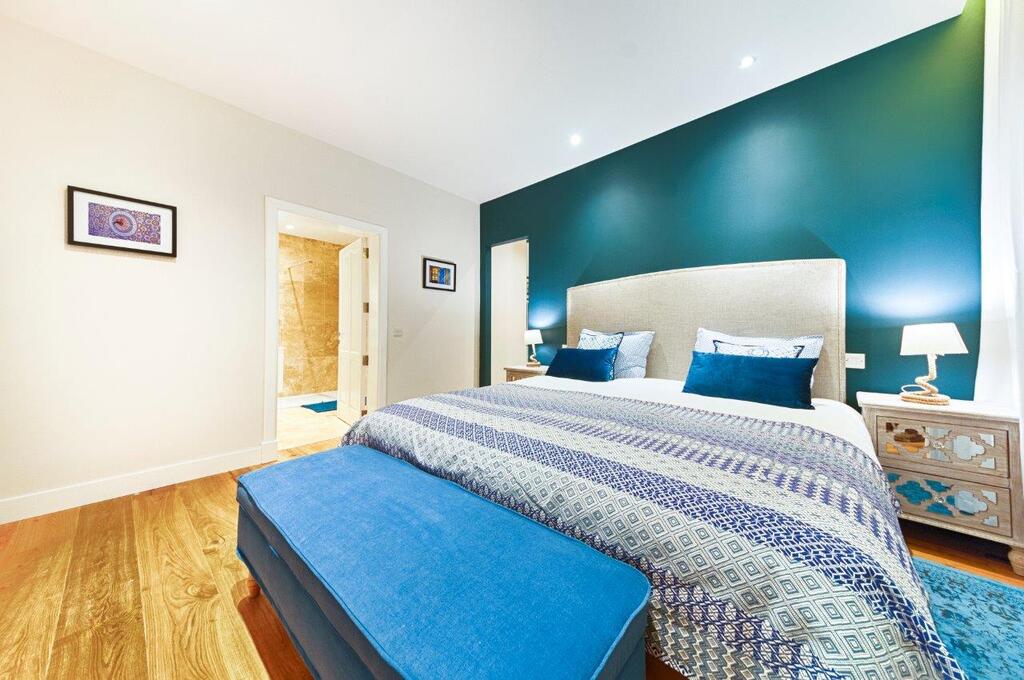 Sliema, Luxury Furnished Apartment's Image 9