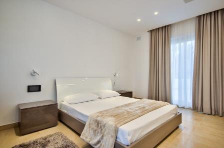 Iklin, Furnished Villa's Image 4