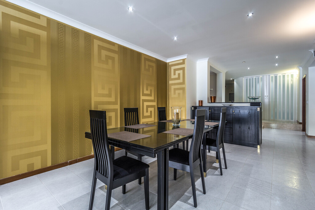 Portomaso Furnished Apartment's Image 3