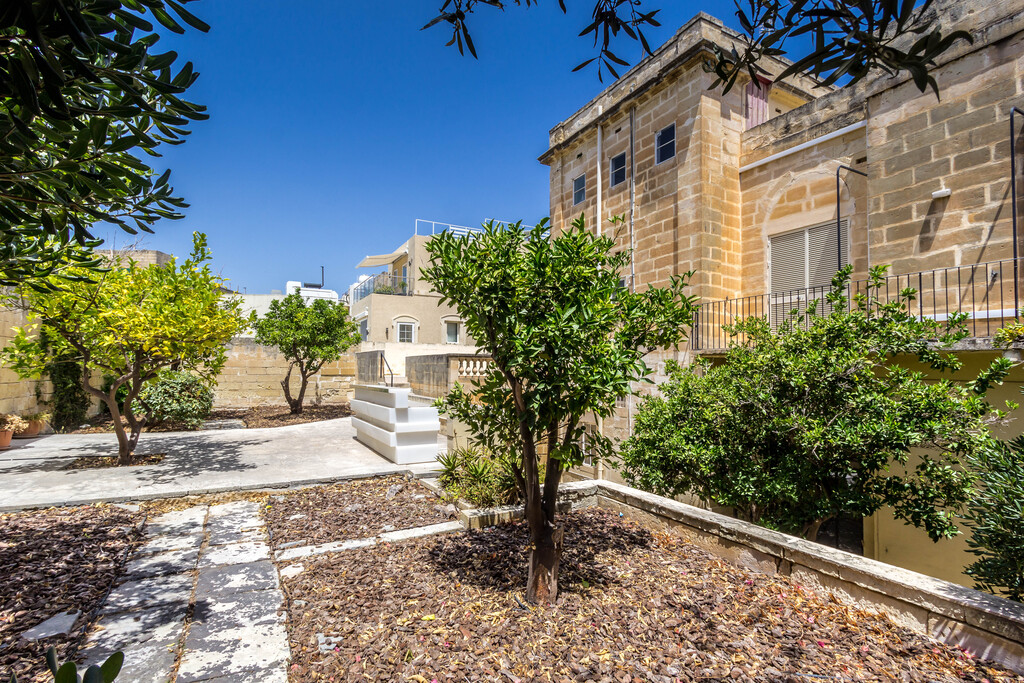 Ta' Xbiex, Finished Semi-detached Villa's Image 7