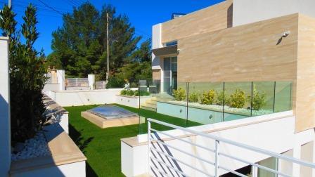P_004024_sunny_terrace.JPG
