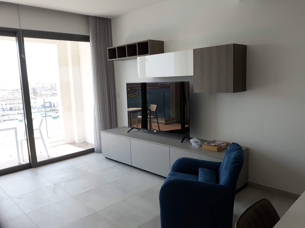 Sliema, Luxury Furnished Apartment's Image 7