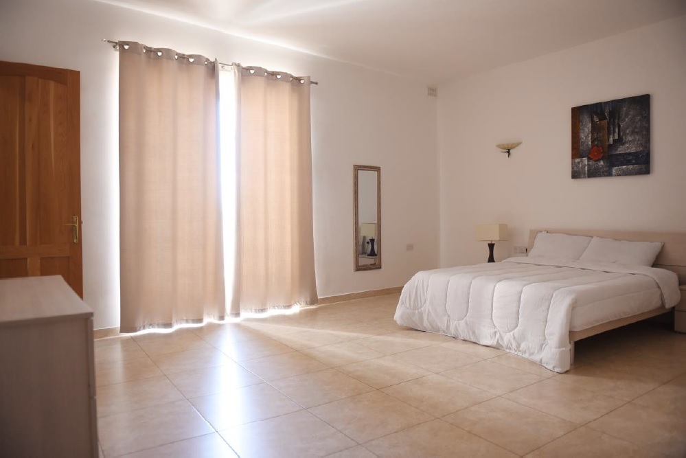 Sliema, Furnished Apartment's Image 6