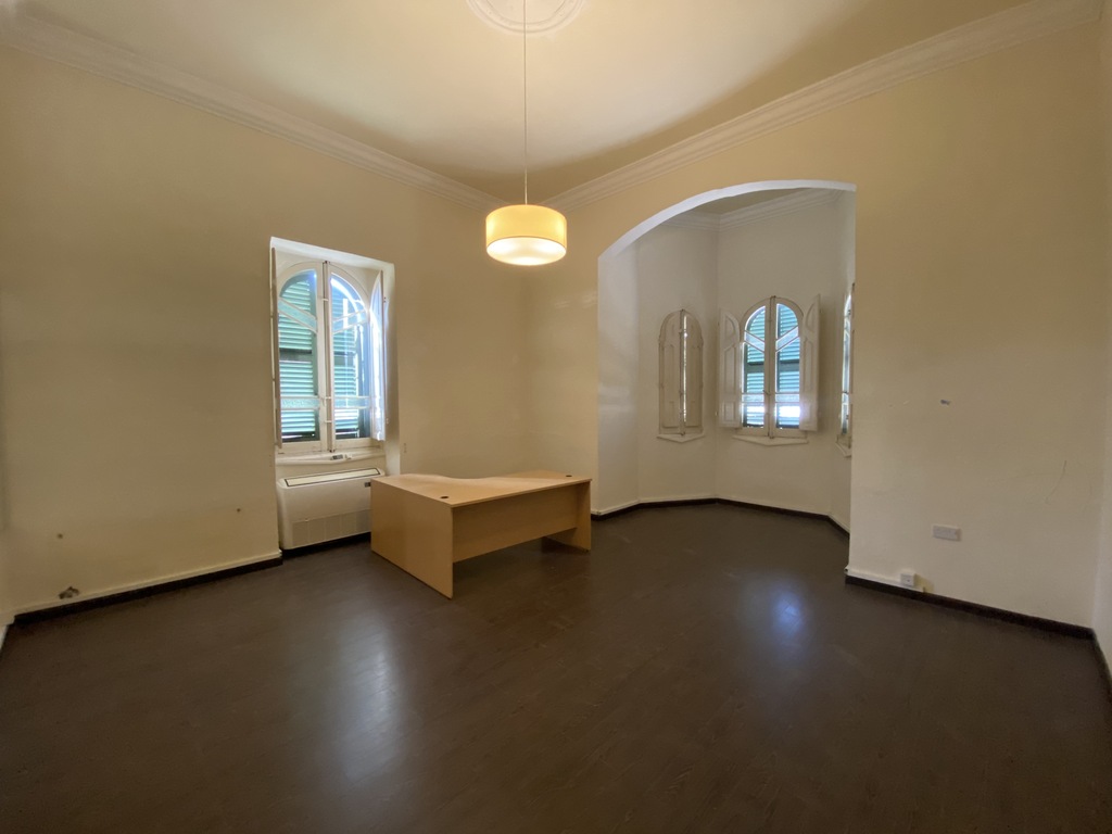 Ta' Xbiex, Finished Office's Image 5