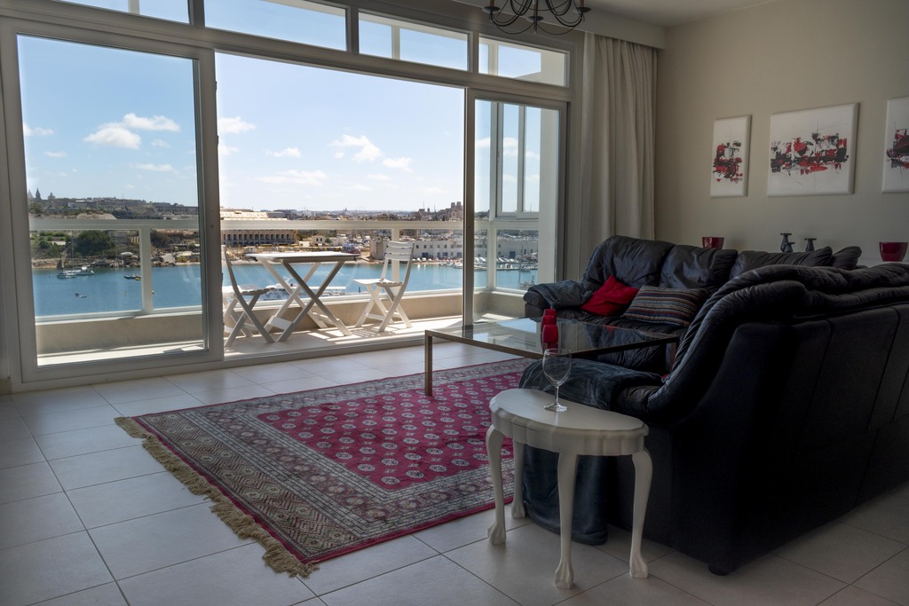 P_004206_Sliema_Apartment_sittin