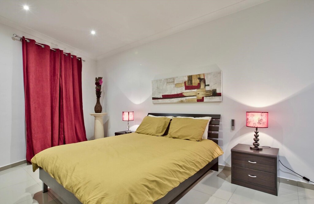 Sliema, Furnished Apartment's Image 10