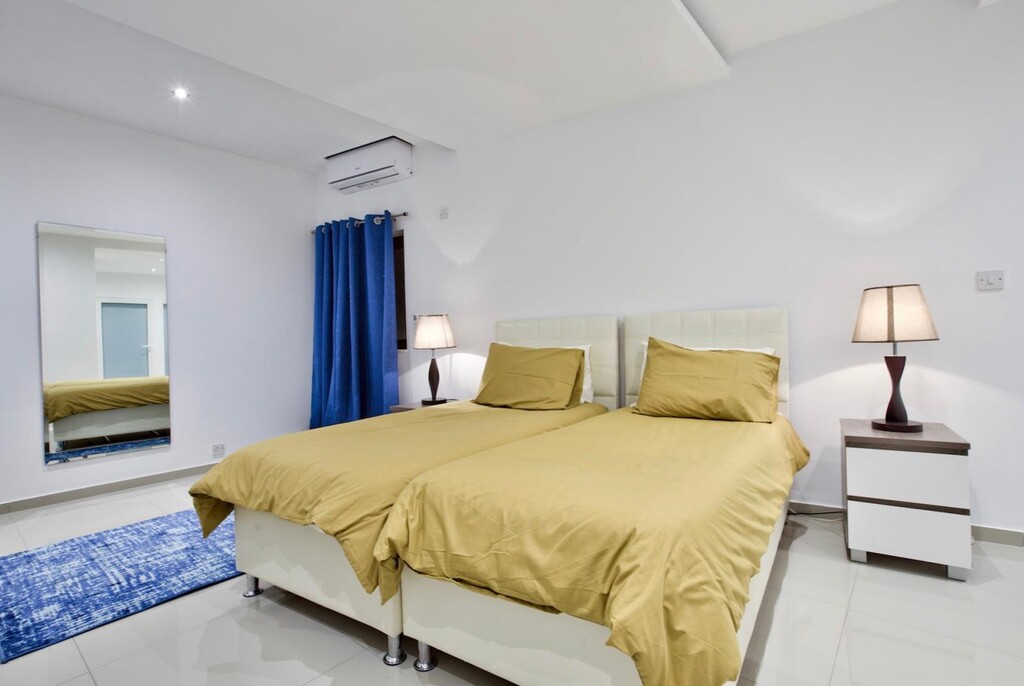Sliema, Furnished Apartment's Image 8