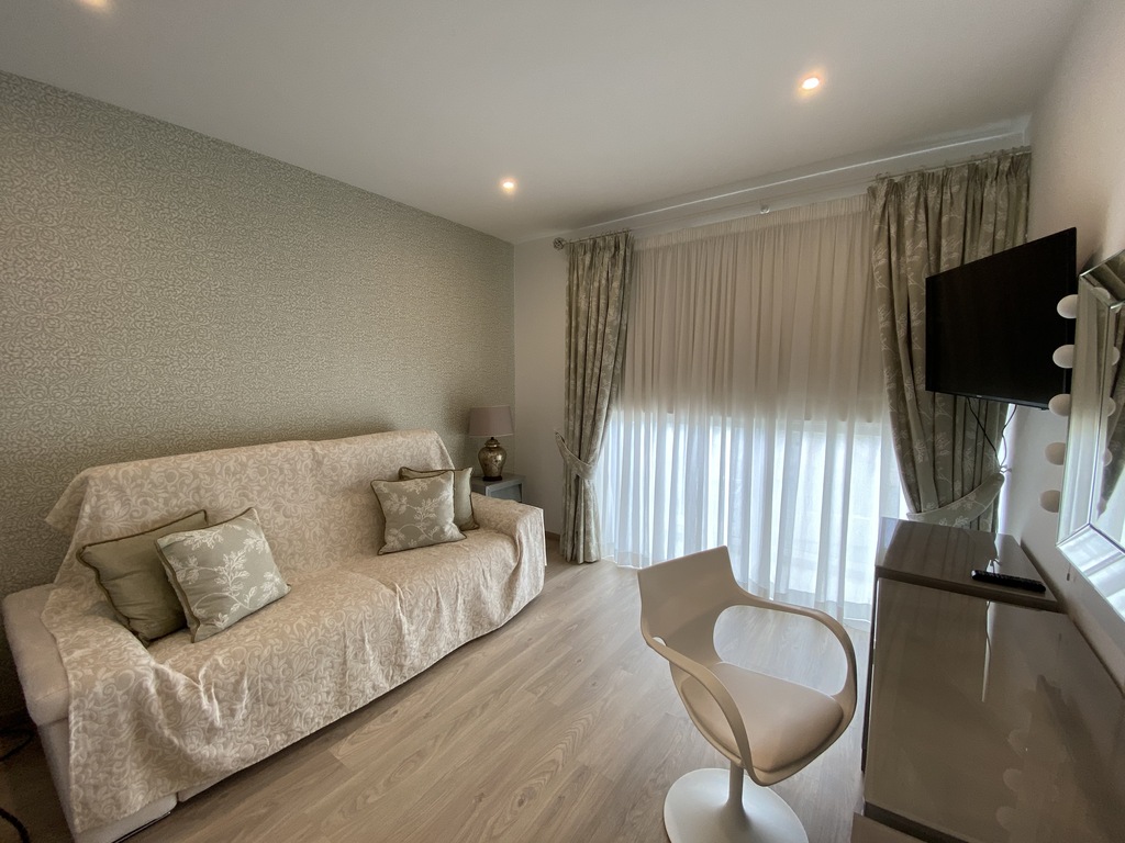 Sliema, Luxurious Finish Apartment's Image 7