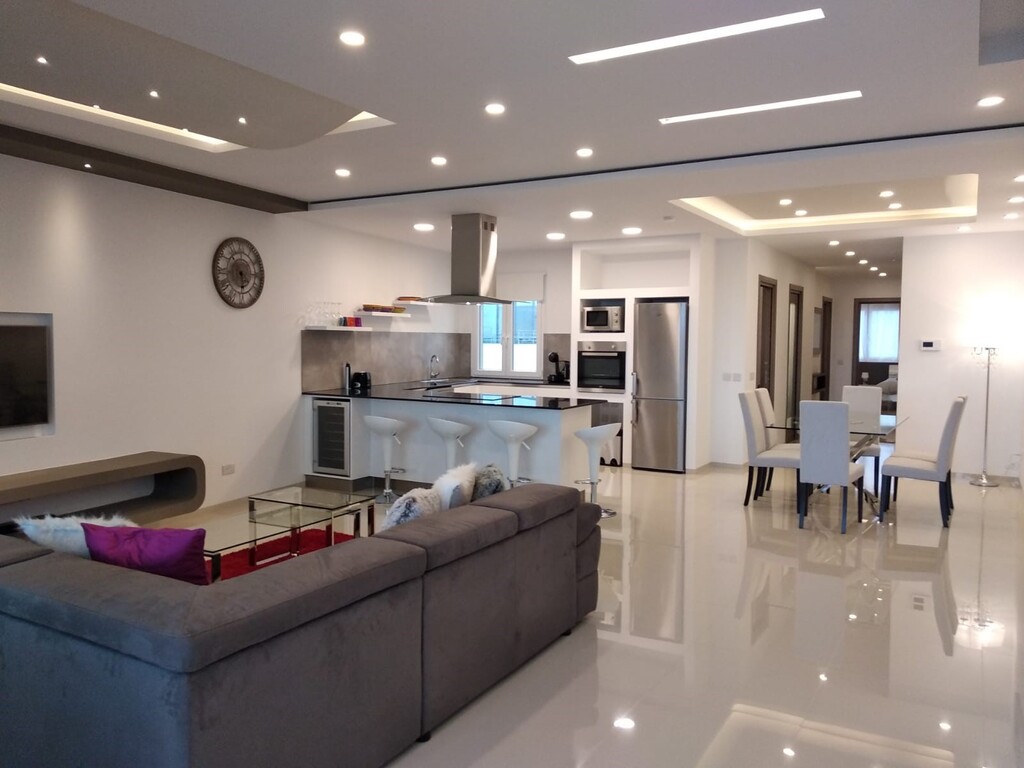 P_004327_Modern_luxury_open_plan