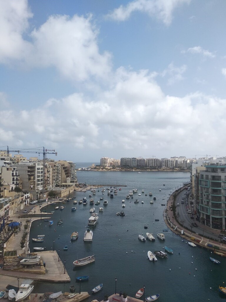 P_004327_St._Julians_Apartment.j