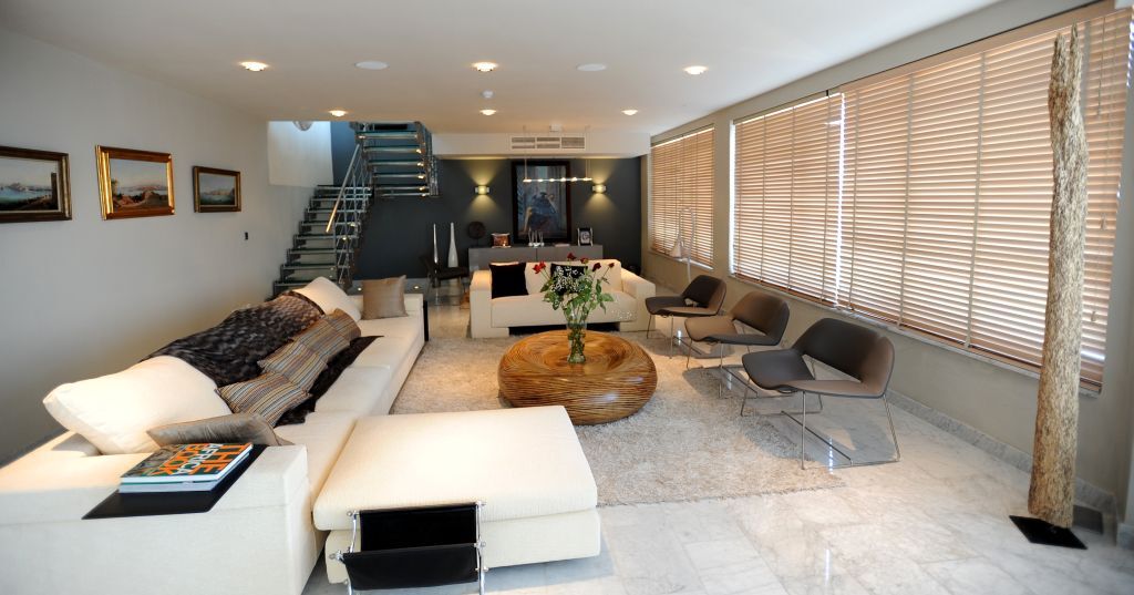 Sliema, Furnished Duplex Apartment's Image 8